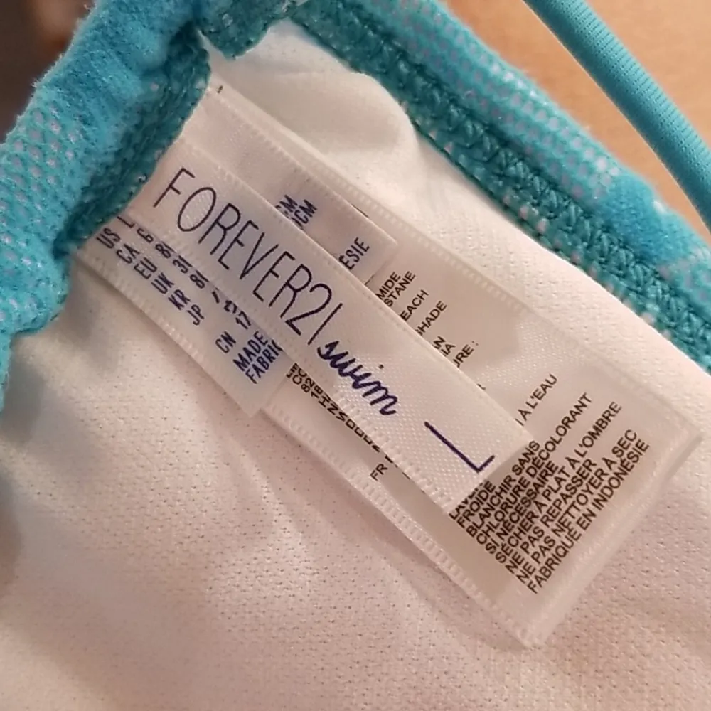 💕FOREVER 21 Star Print Triangle Top String Bikini - Image 11