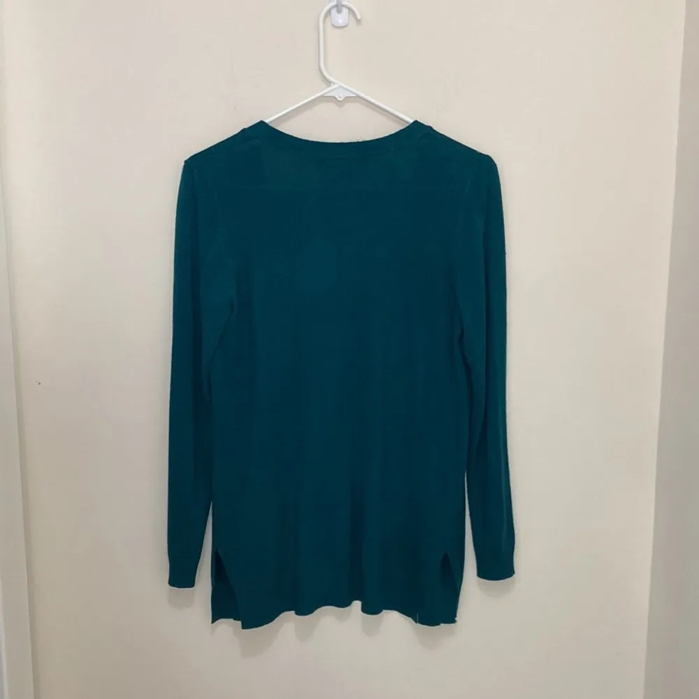 89th & Madison Women’s Cardigan Size Medium Blue - Image 2