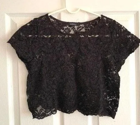 Black lace crop Top Size M - Image 2
