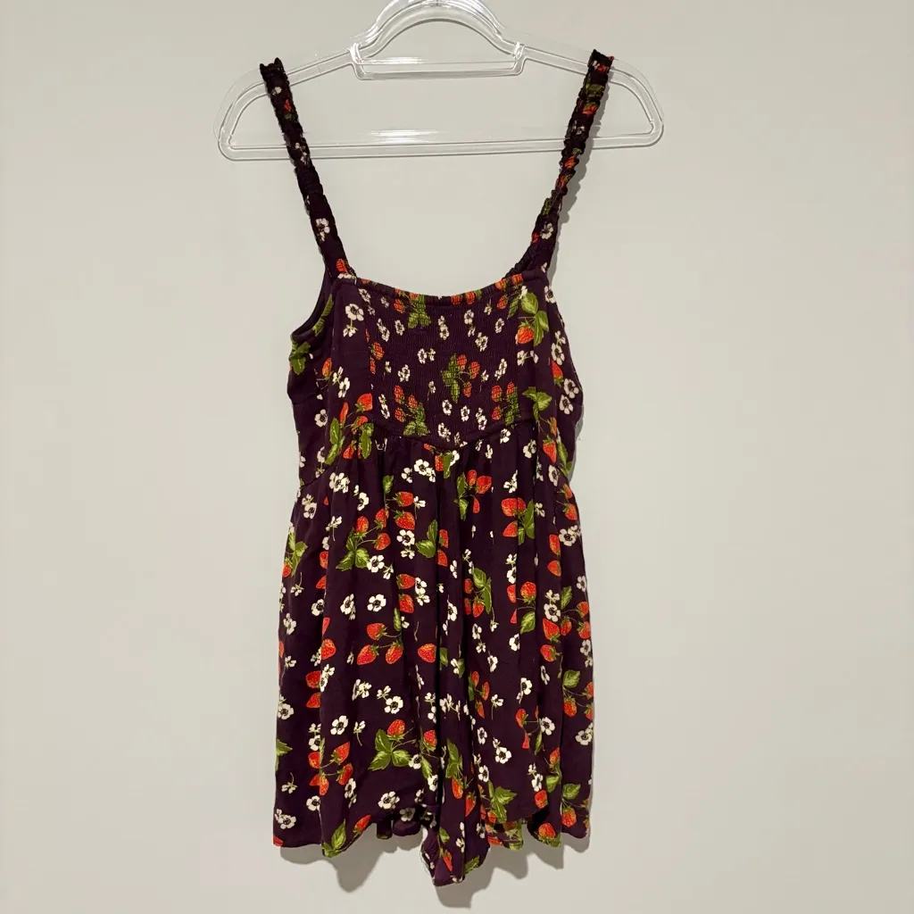Urban Outfitters Tate‎ Tie Romper Strawberry Maroon Ruffle size medium - Image 3