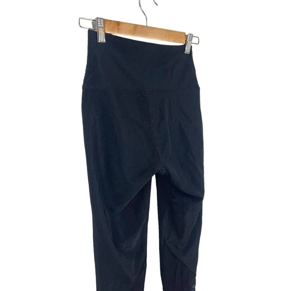 Beach Riot Lauren Black Ribbed High Rise Legging Size Medium Mesh Stretch Yoga - Image 11