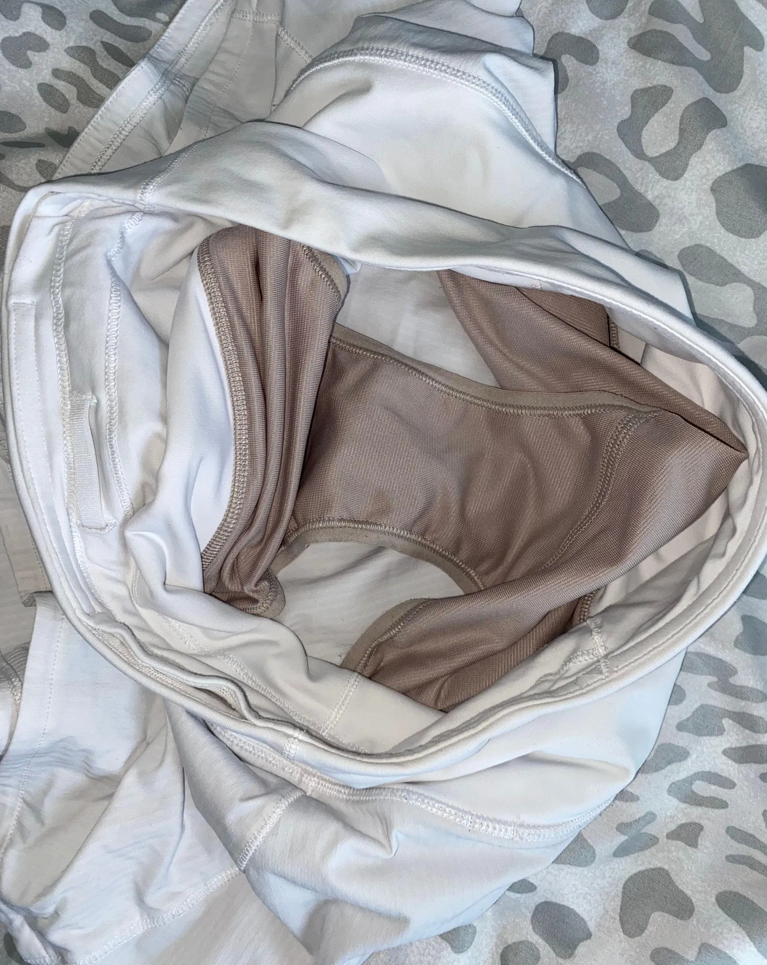 Lululemon High-Rise Speed Up Shorts - Image 4