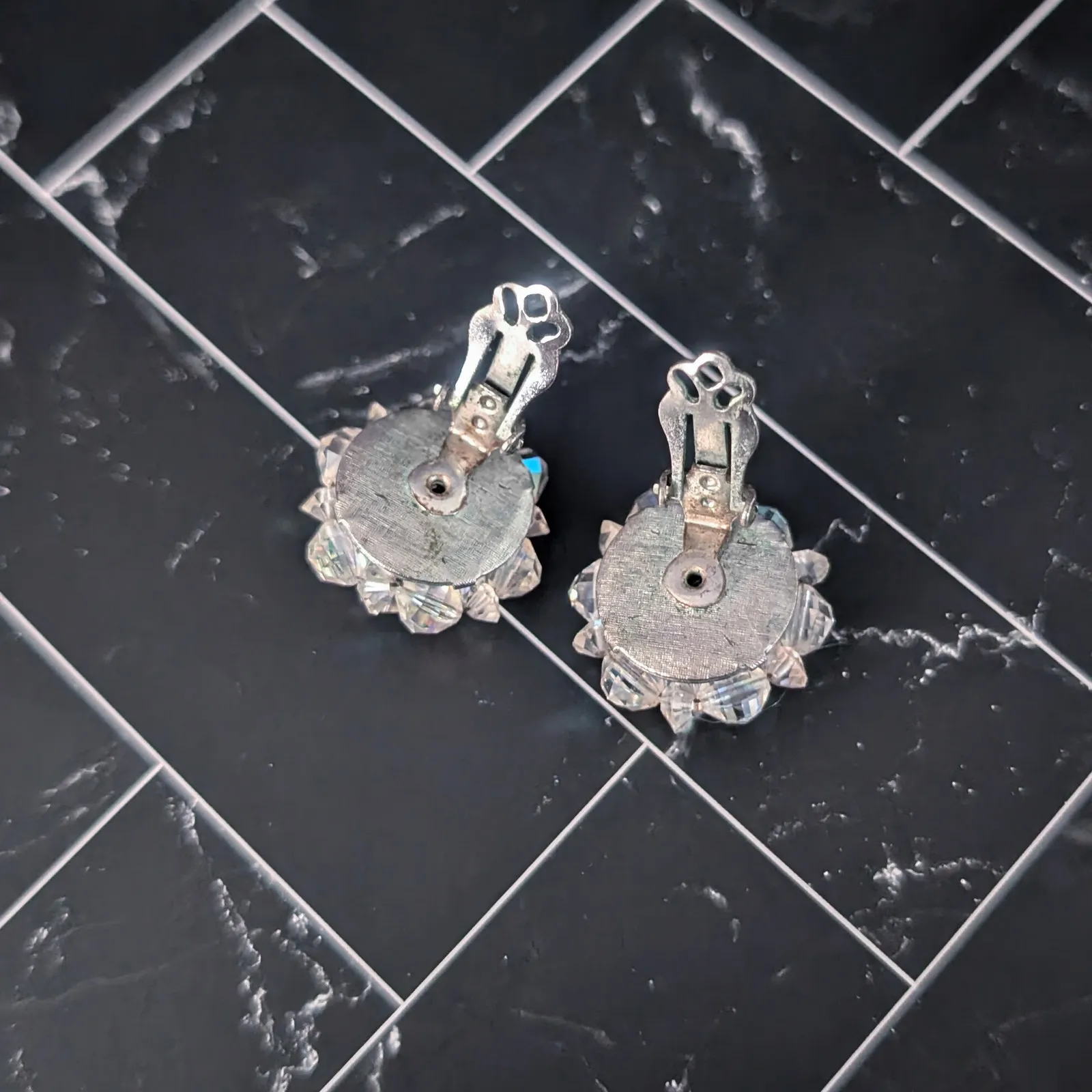 Vintage Clip On Earrings 7/8" Slightly Iridescent Beads Cluster Style Retro - Image 5