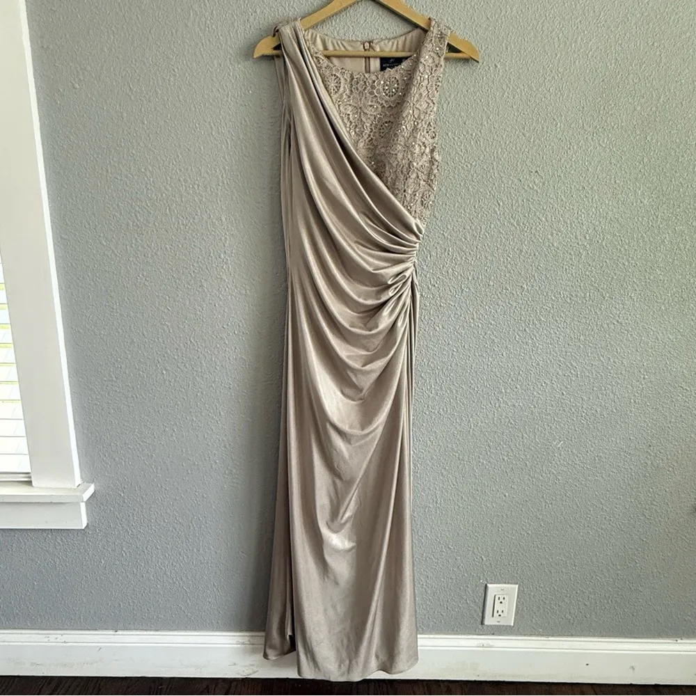 Adrianna Papell Gown Size 12‎ EUC - Image 2