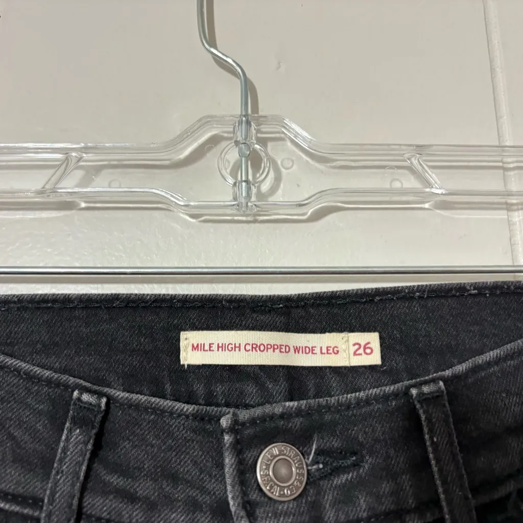 Levis Mile High Cropped Wide Leg Jeans Womens Button Fly Black Distressed Sz 26 - Image 2