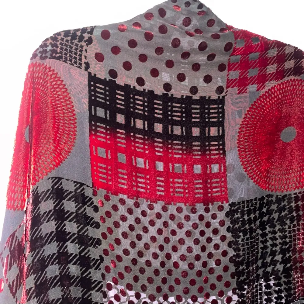 Vintage Chico's Burnout Velvet Shawl Silk Blend Red Black Fringe Wrap Cover Up - Image 5