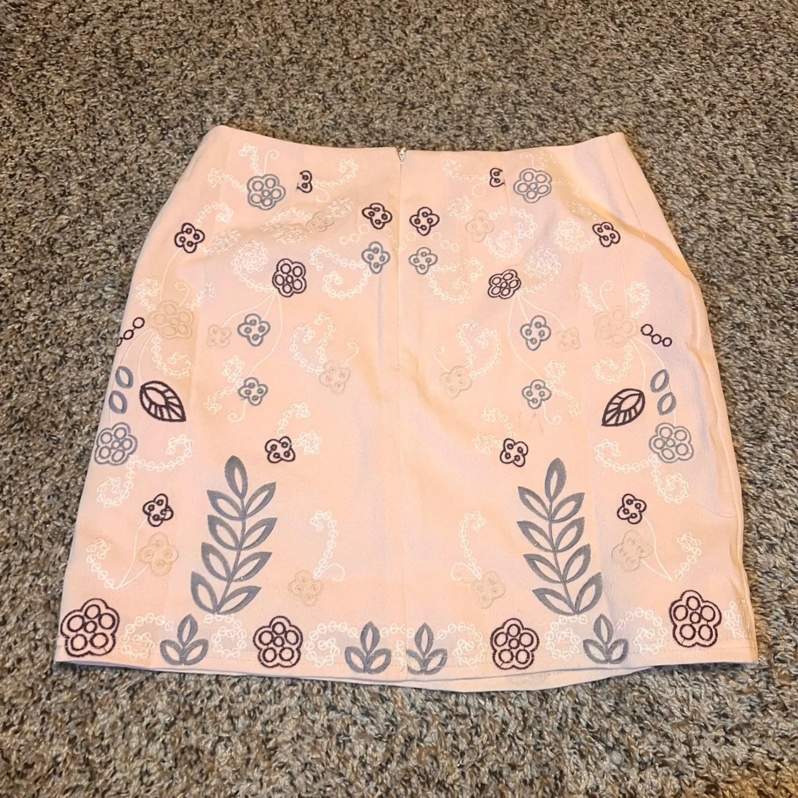 JOA Los Angeles Women's‎ Pink Floral Embroidered Mini Skirt Size S - Image 6