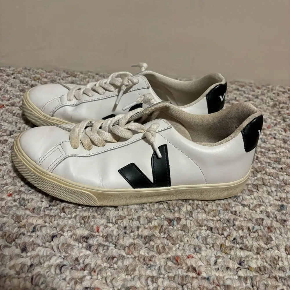 VEJA Esplar Logo Leather Low-Top Sneakers White Black- Size 36 (5) - Image 2