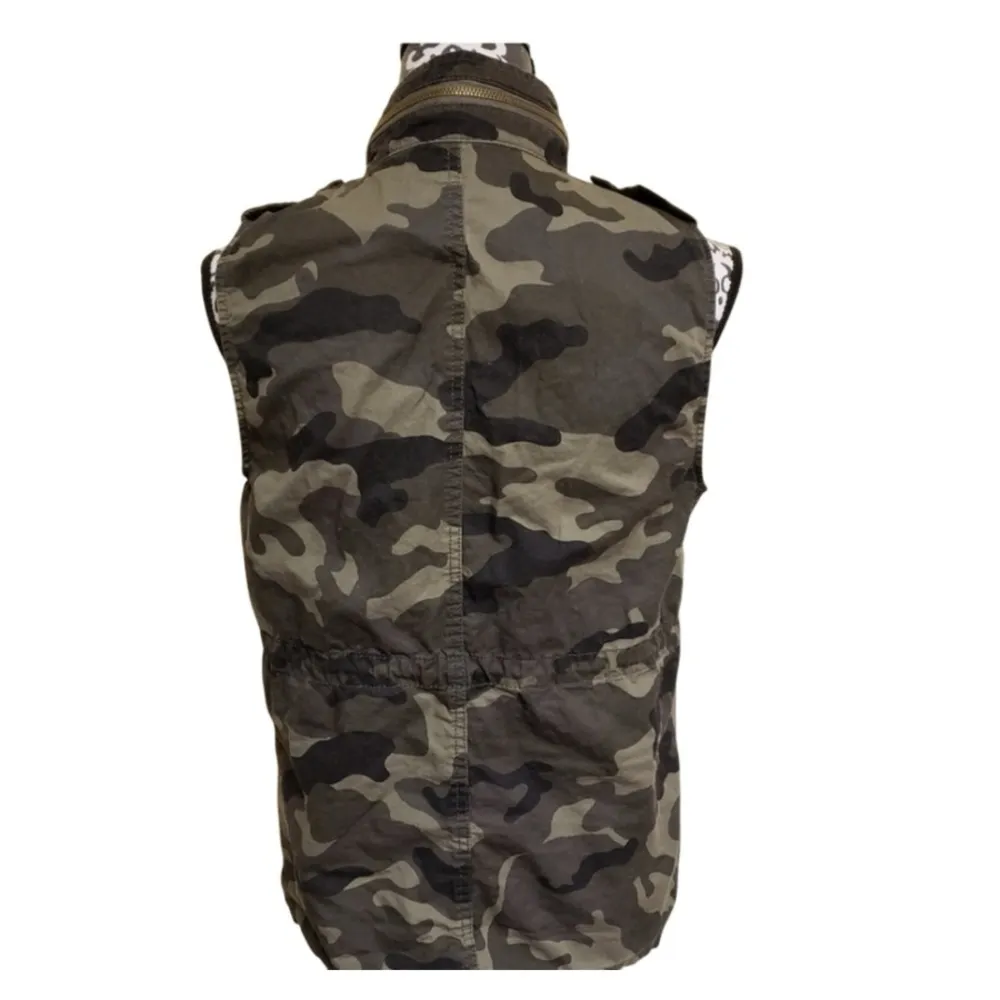 Love Tree Camo Green 100% Cotton Women’s Size Medium‎ - Image 2