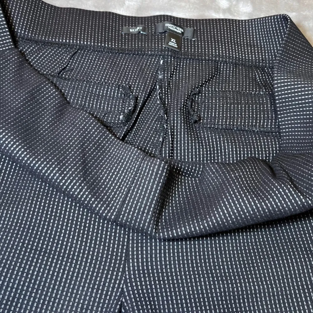 Simply Vera Vera Wang Skinny Pants Womens XL Black Dot Stretch Trousers Career - Image 7