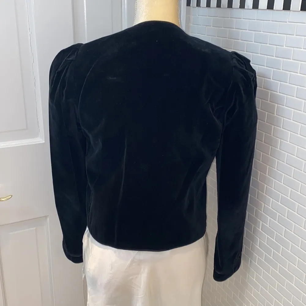 Evelyn de Jonge black velvet embroidered jacket. Open front. Size 4. - Image 4