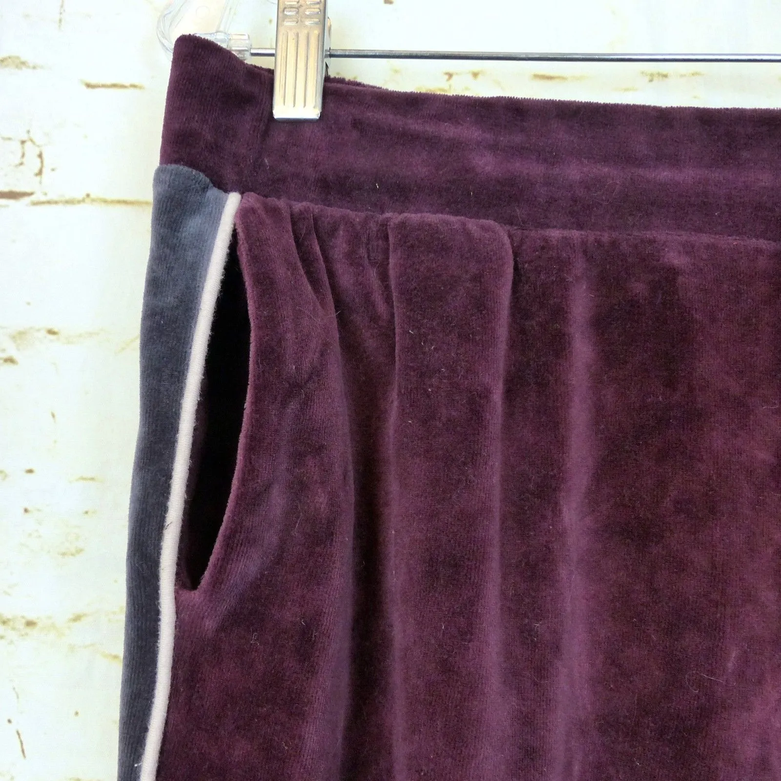 Fabletics Britt Jogger Pants Womens XL Burgundy Velour Gray Side Stripe Zip Leg - Image 5