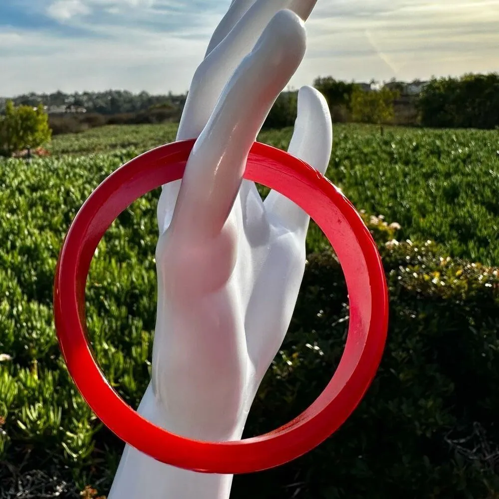 Bakelite Sweet Cherry Red Vintage Carved Bangle Bracelet - Image 3
