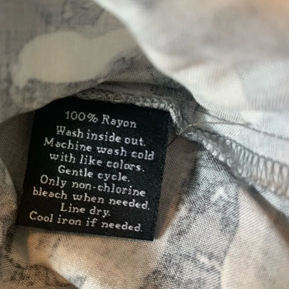 NWT Rock & Republic grey camo top size small - Image 9