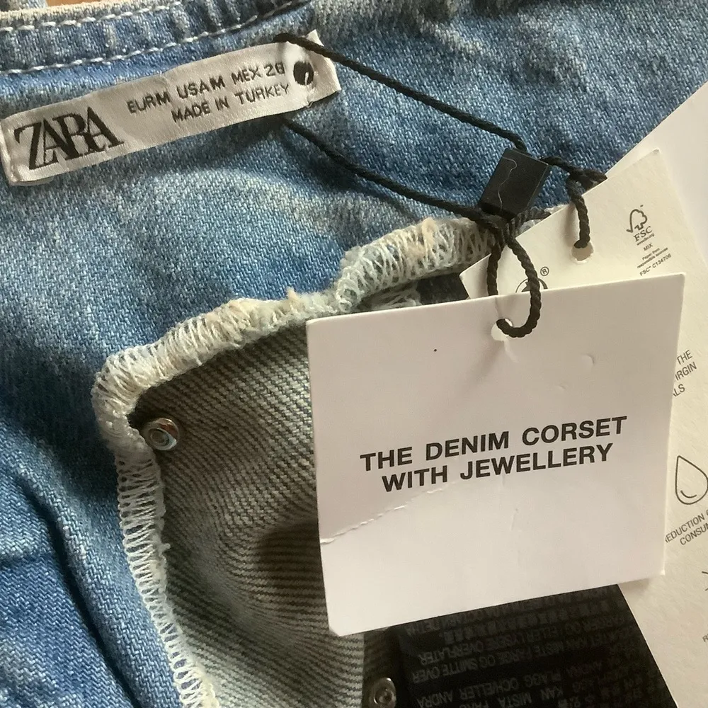 Zara women’s blue denim corset with rhinestones jewelry embroidered zip size M - Image 8