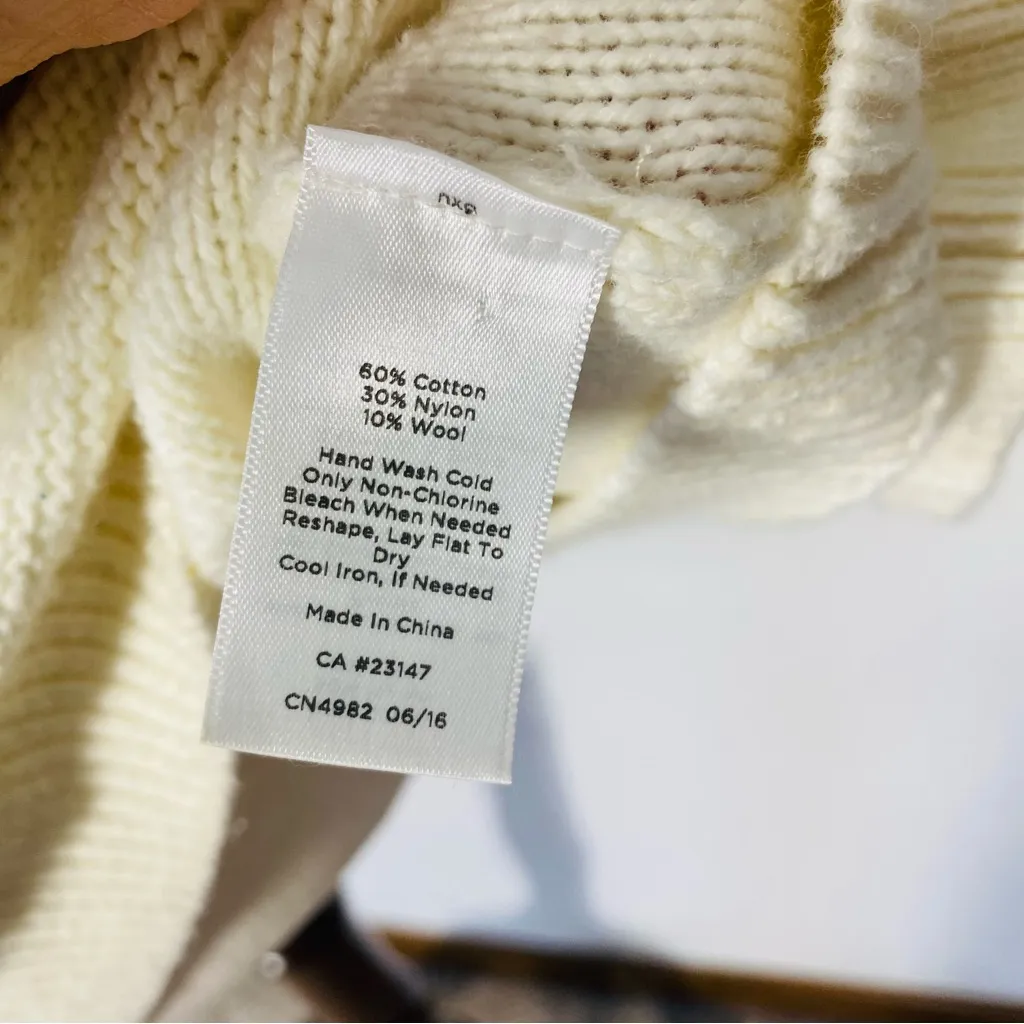 TALBOTS Cable Knit Floral Embroidered Sweater - Image 7