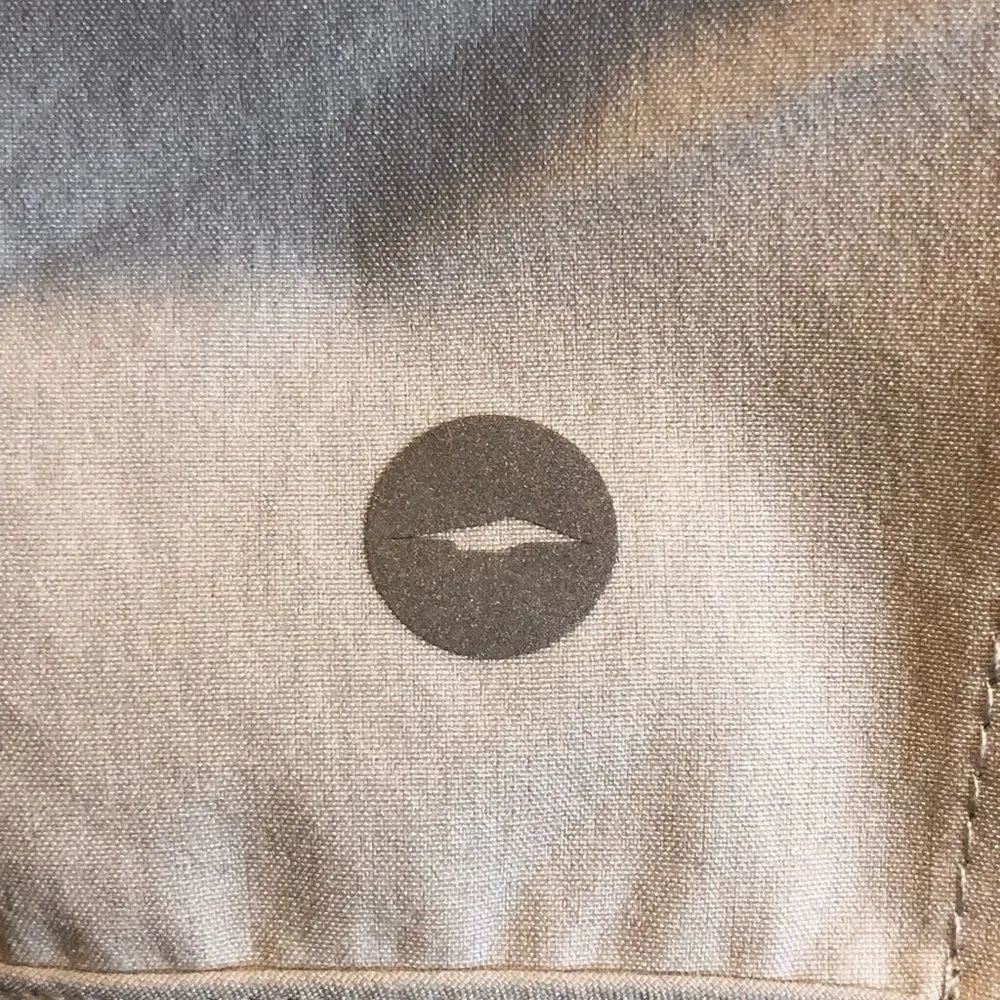 Avia light grey athletic shorts - Image 2