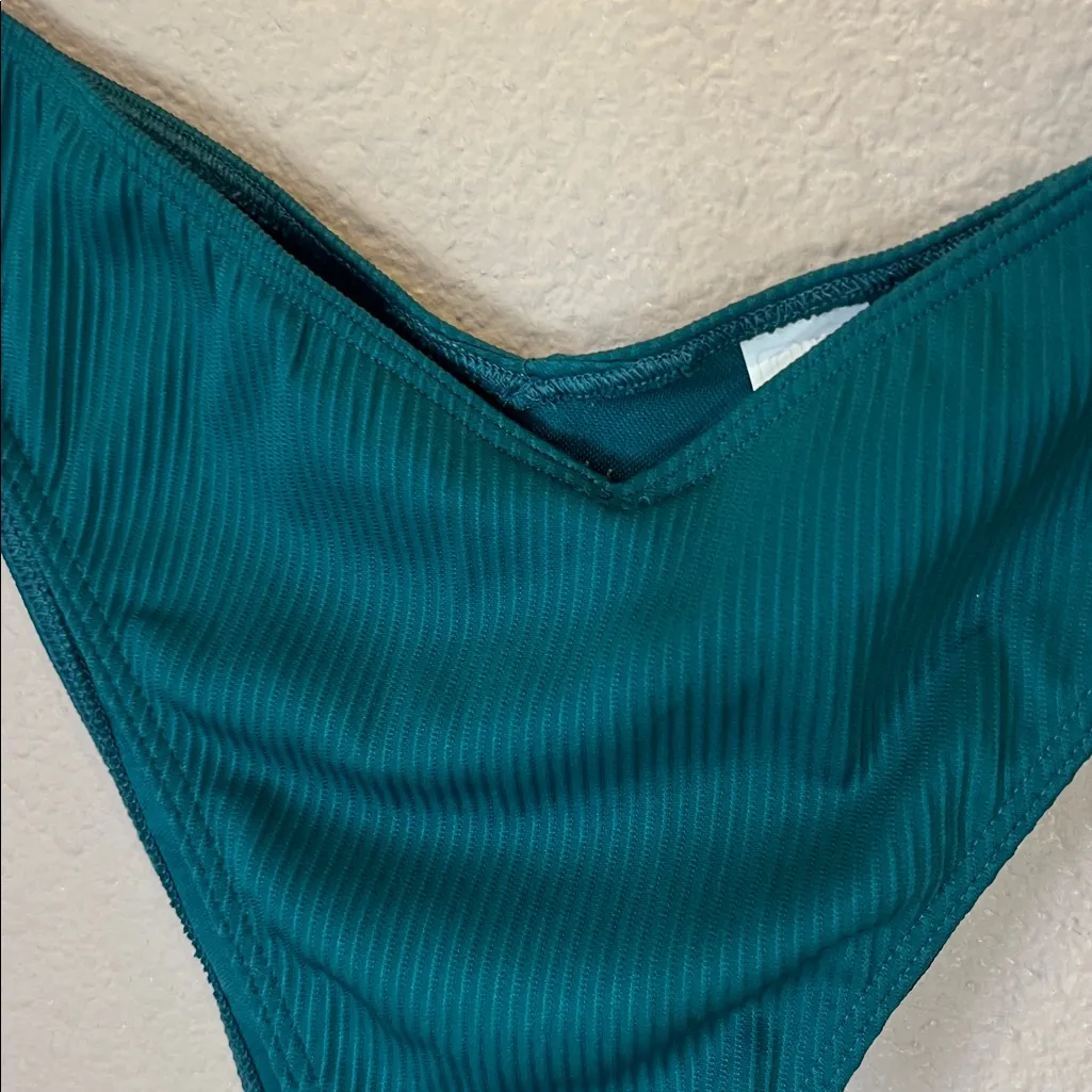 Hollister Women’s Jade Green Ribbed Bikini Bottoms Size XL - Image 3