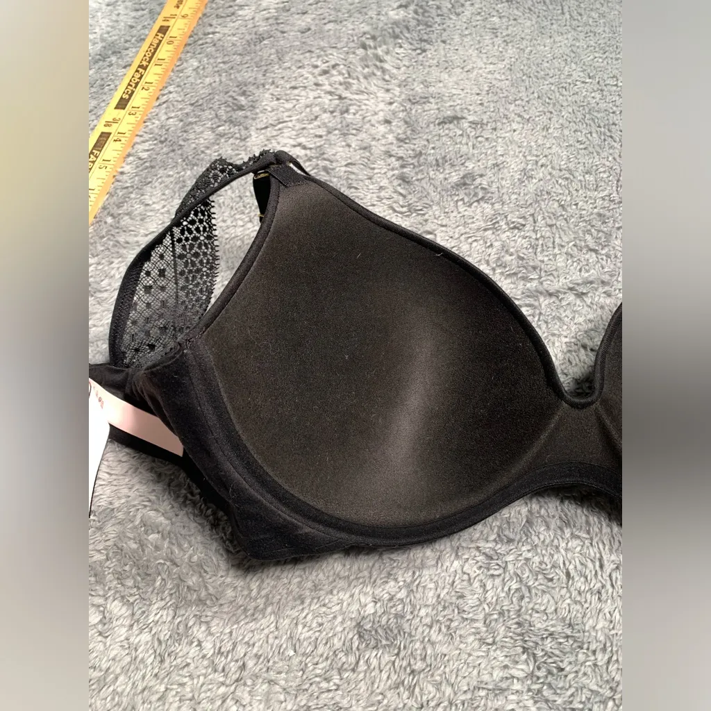 Victoria’s Secret incredible perfect shape Black lace Bra 32D - Image 5