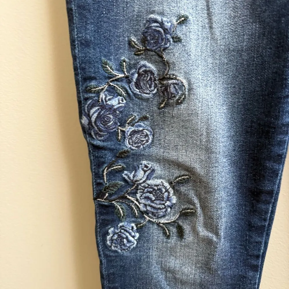 Miss Me embroidered floral denim jeans Skinny ankle Size 26 - Image 3
