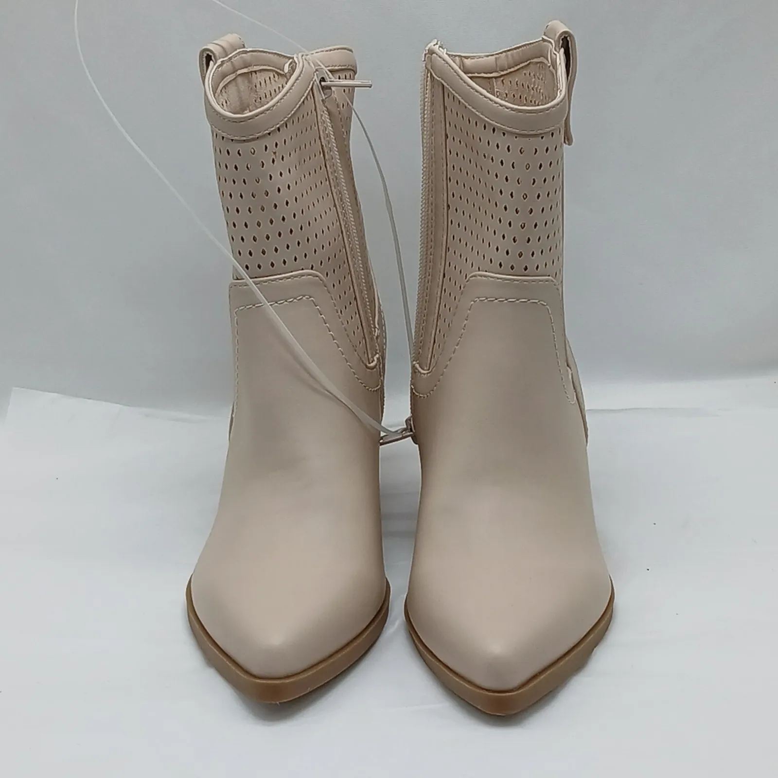 Dolce Vita Kirby Chunky Heel Ankle Boot Women's 6 Beige Western Shoes Cowgirl - Image 3