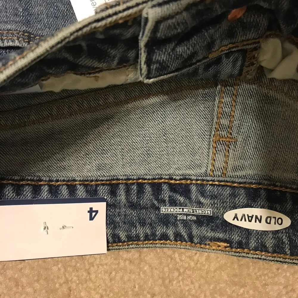 Women’s old navy denim American flag shorts - Image 3