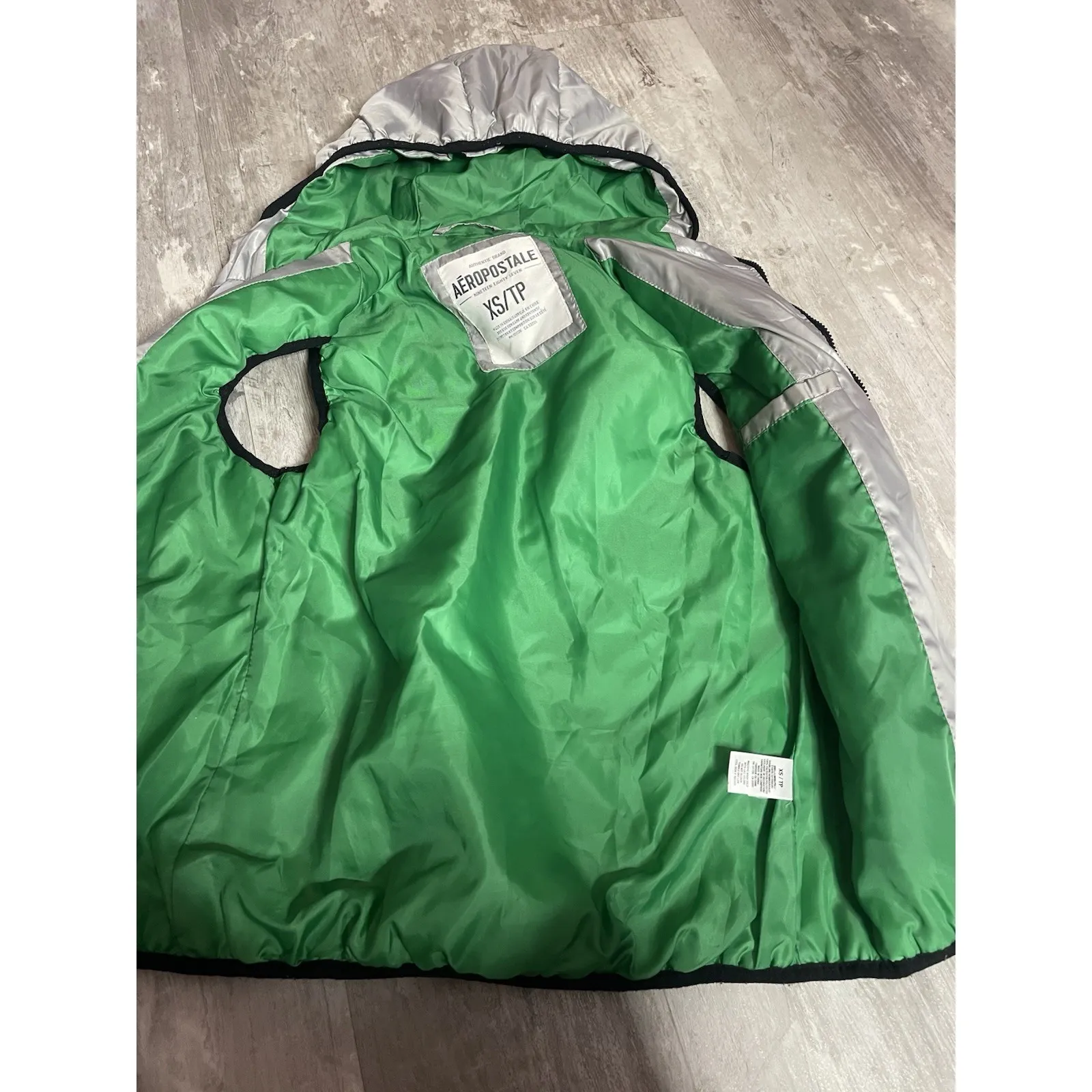 Aeropostale Women's Quilted‎ Puffer Vest Size X - Image 3