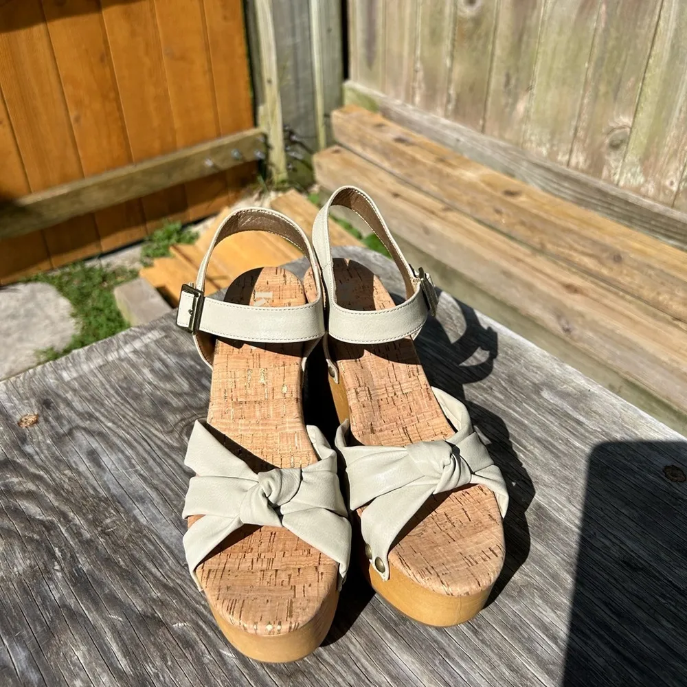 Korks Women's Dawson Wedge Platform‎ Sandals Off White Size 9 - Image 4
