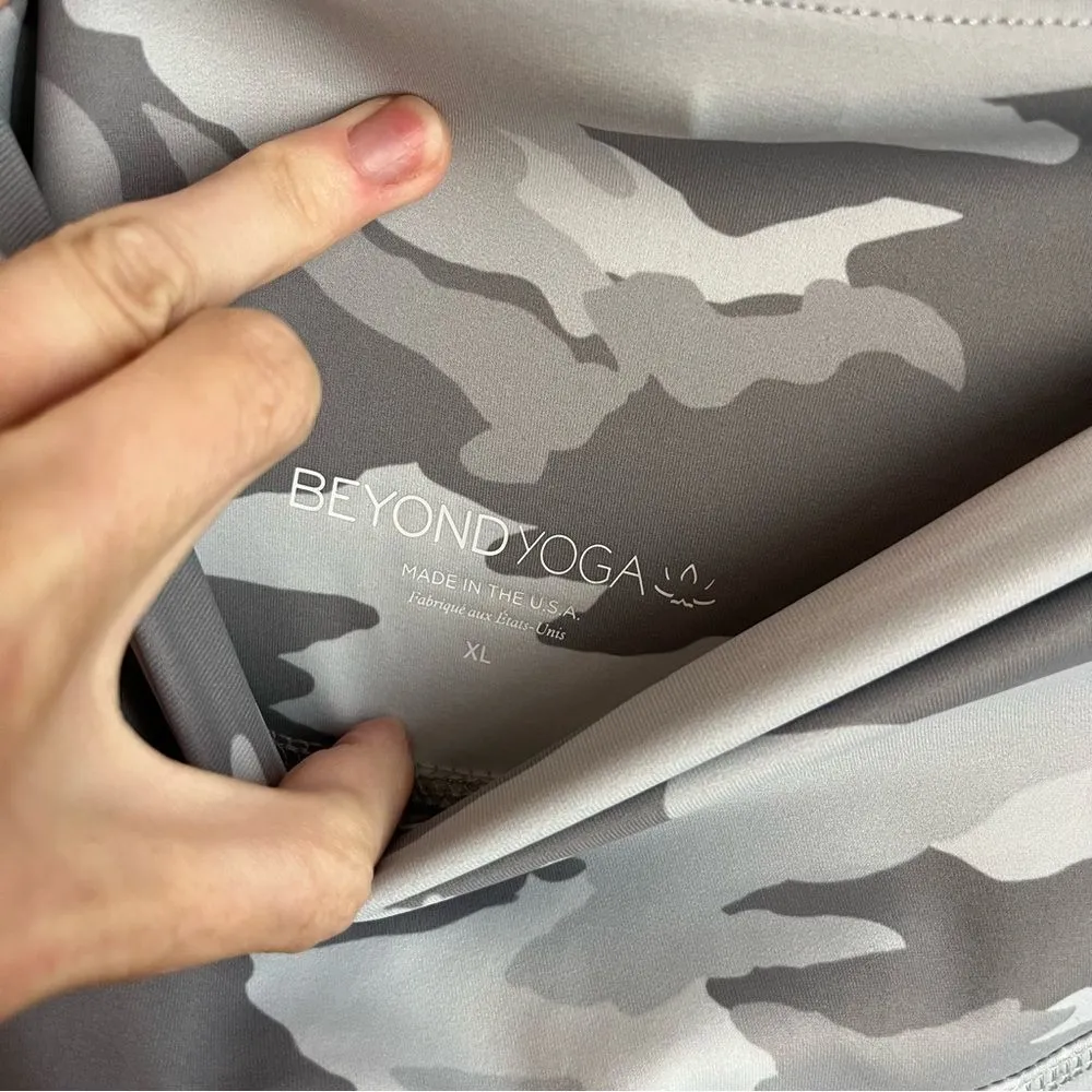 Beyond Yoga Camo Legging - Image 6