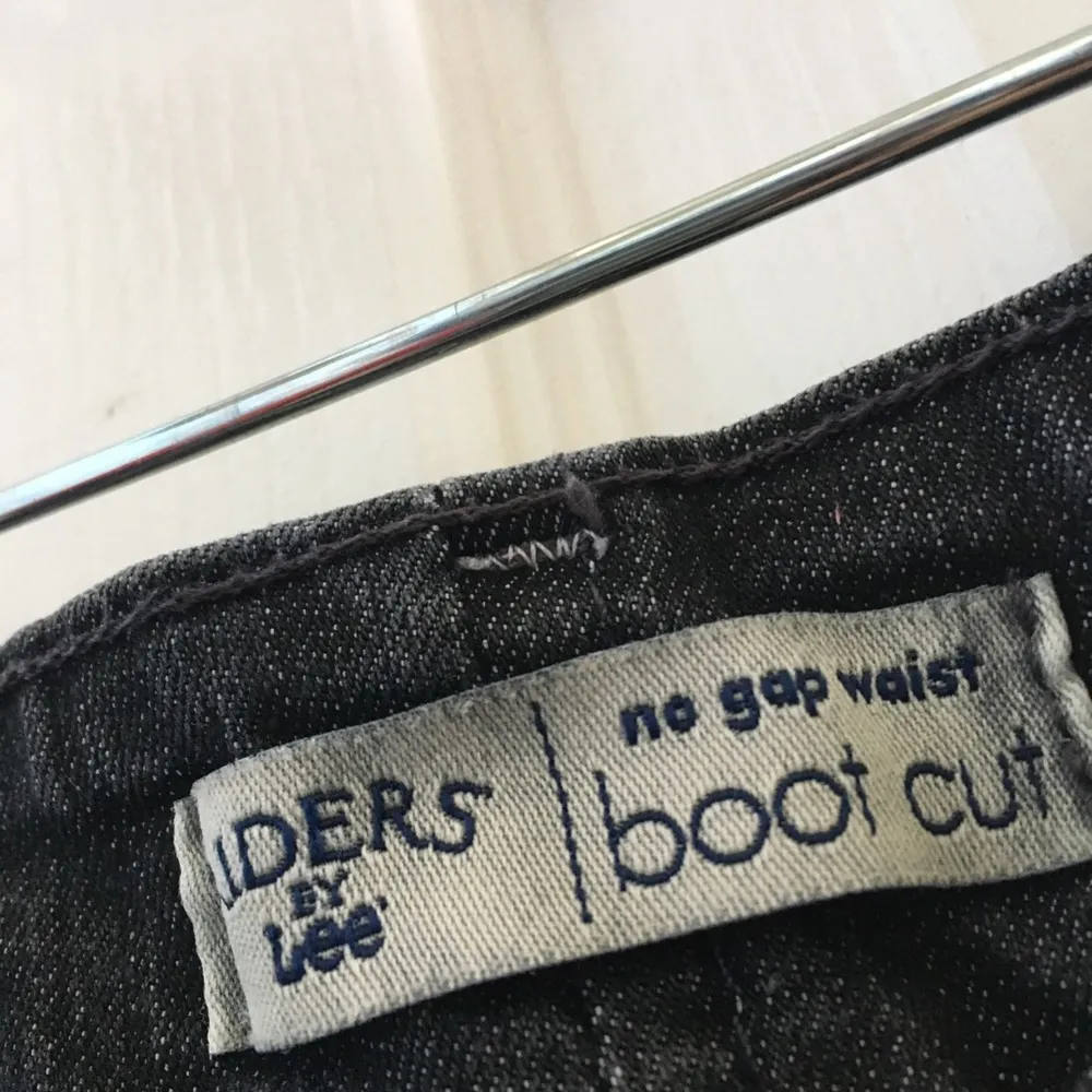 FINAL MARKDOWN Riders by lee boot cut jeans 12 long - Image 4