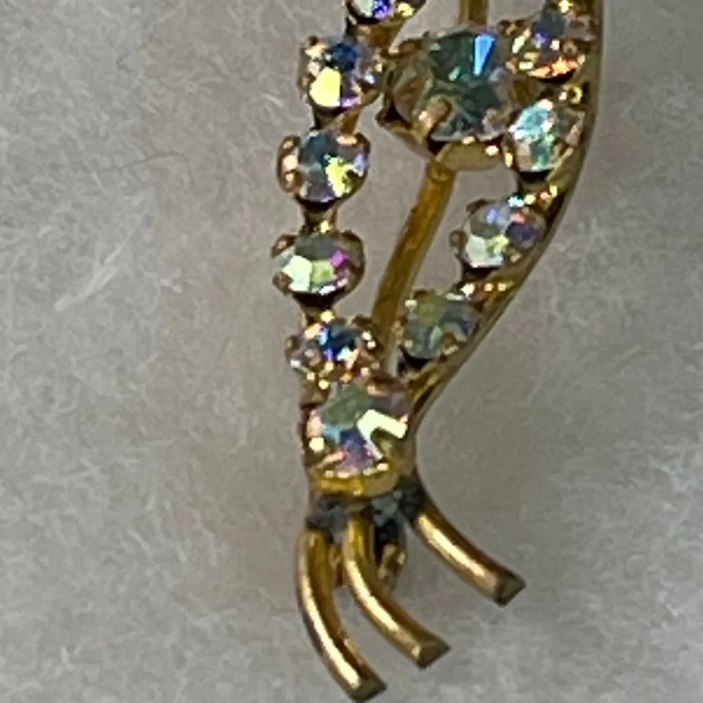 Vintage Aurora Borealis floral brooch prong set. Gold - Image 3