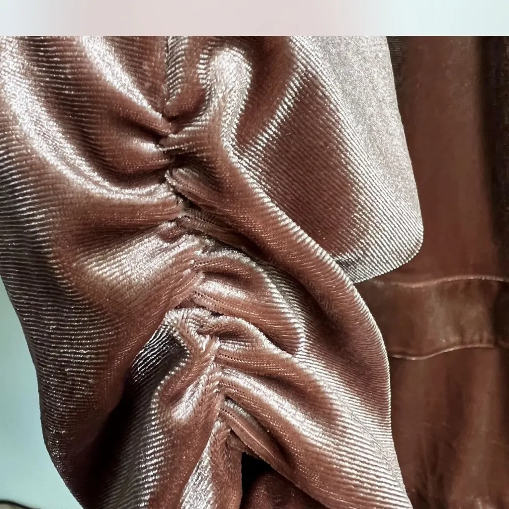 Vintage Party dinner  Velvet Rose Gold  Blazer with Relaxed Fit and 3/4 Sleeves - Image 3