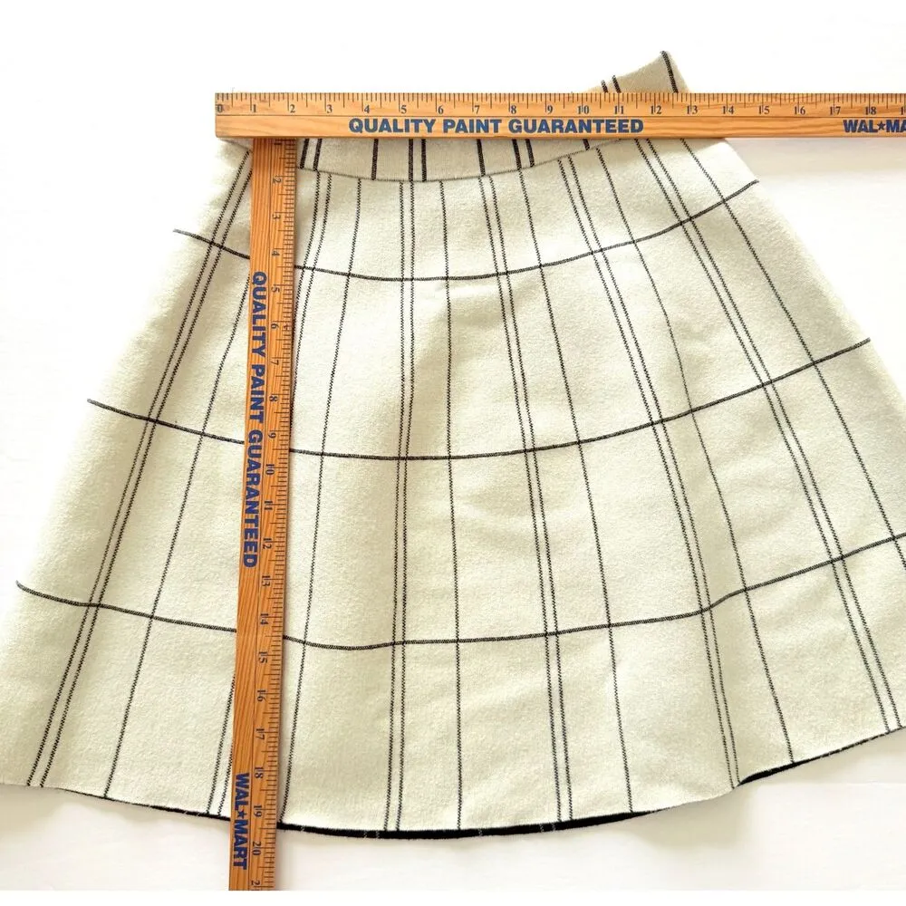 Anthropologie Kelley Plaid Fit Flare Black White Knit Pull On Mini Skirt Sz S - Image 5