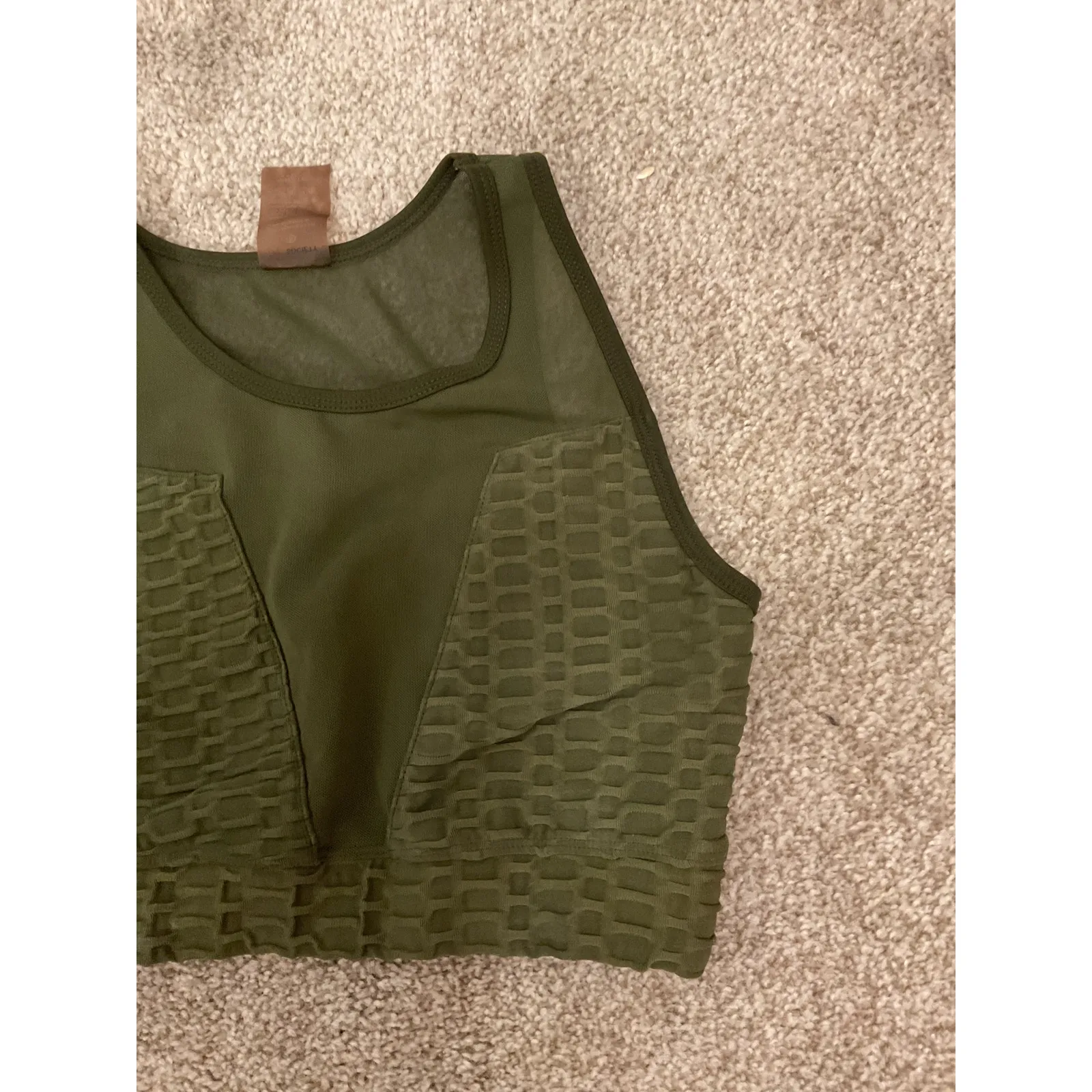 LA Society Torrey V-Mesh Olive Green Sports Bra Yoga Top, S - Image 5