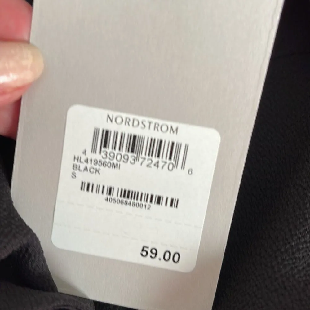 ‎Chelsea28 Black Sleeveless Top. Size Small. - Image 8