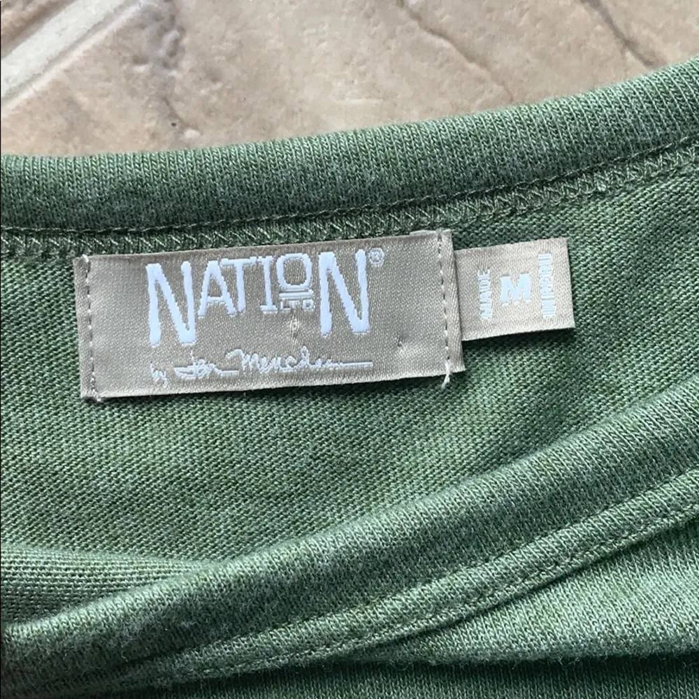 Nation LTD Cut Out Green Top Size Medium - Image 9