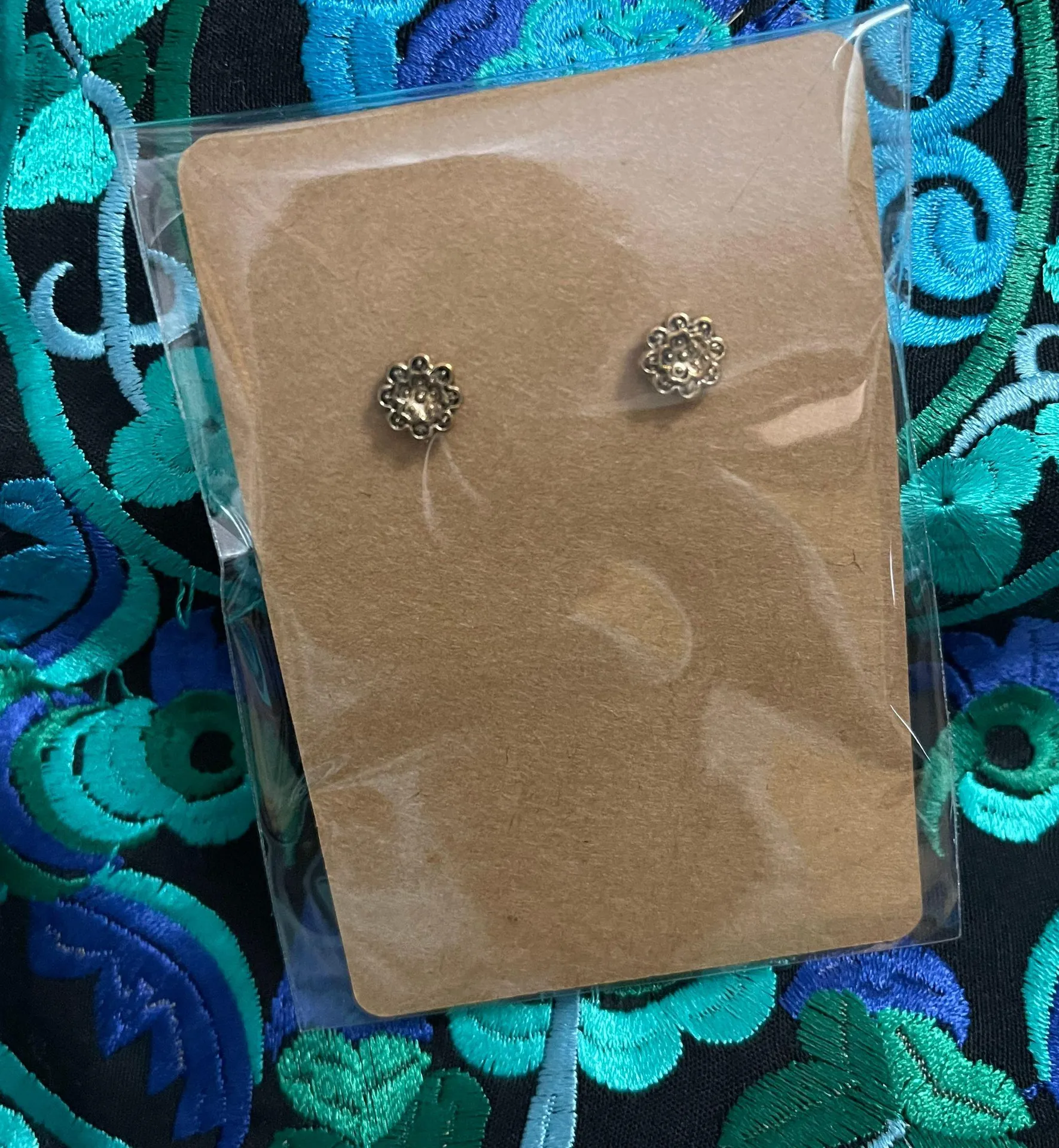 Boutique Bohemian flower earrings - Image 2