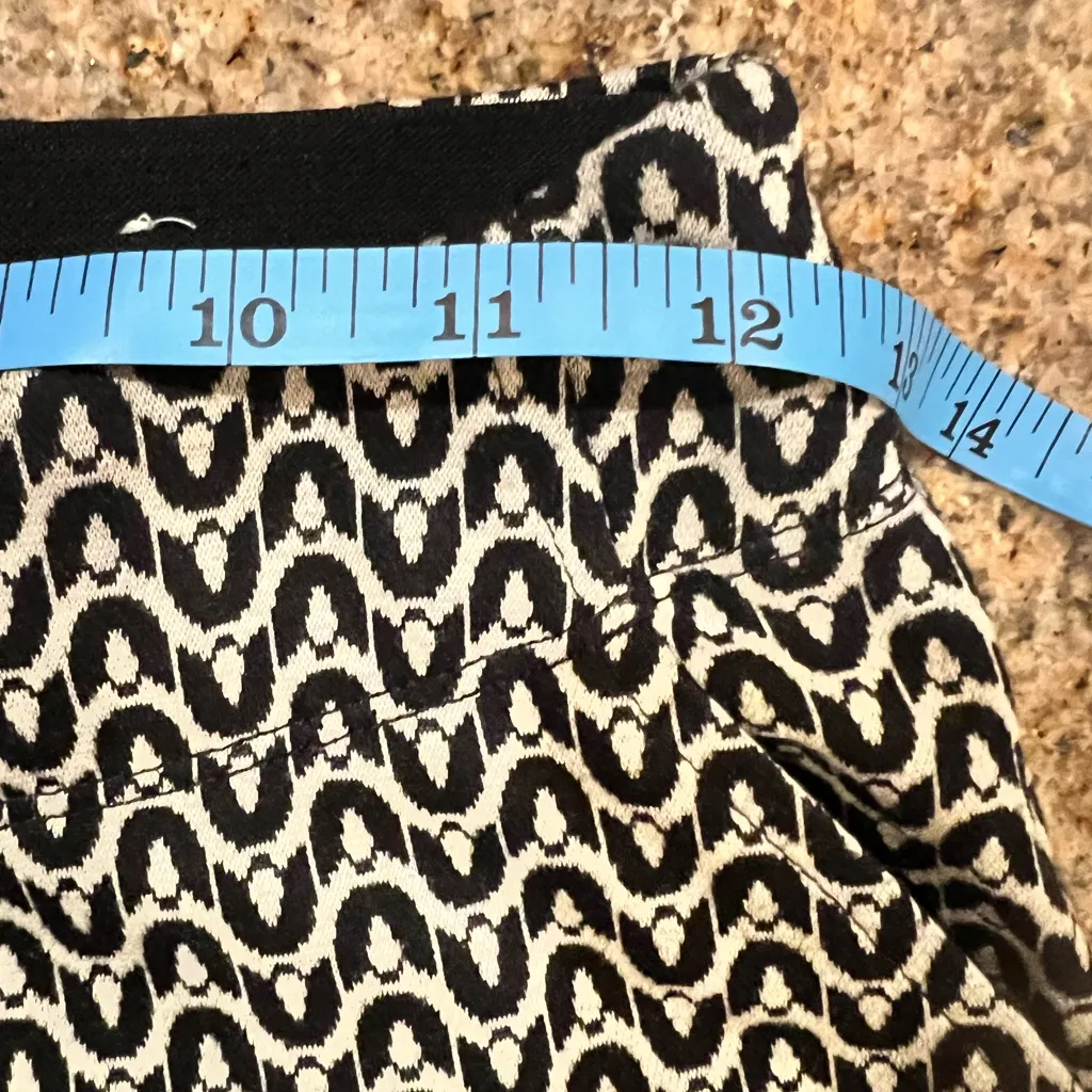 Max Studio Monochrome Zigzag Wide Leg Pants Size Small EUC - Image 4