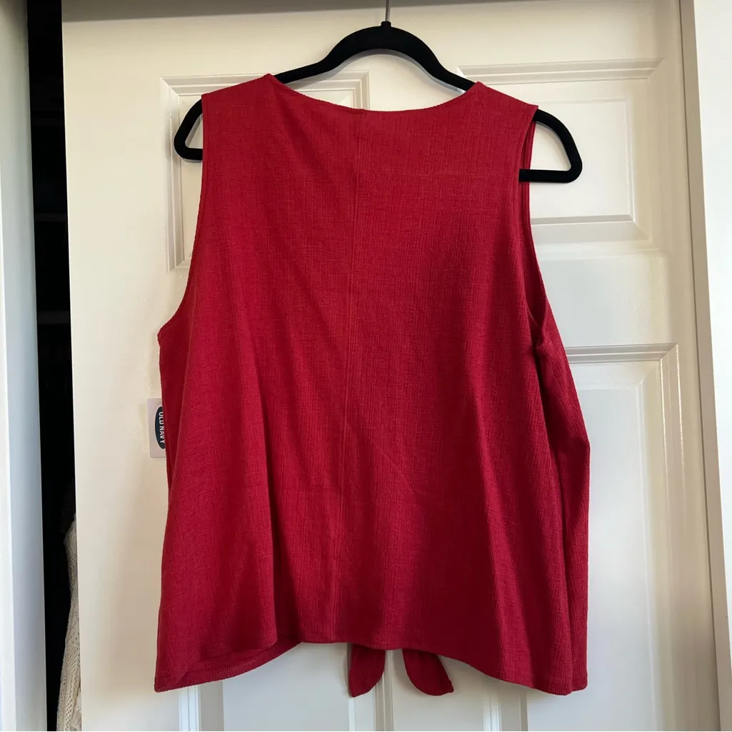 Red Sleeveless Button-Down Tank Top - Image 4