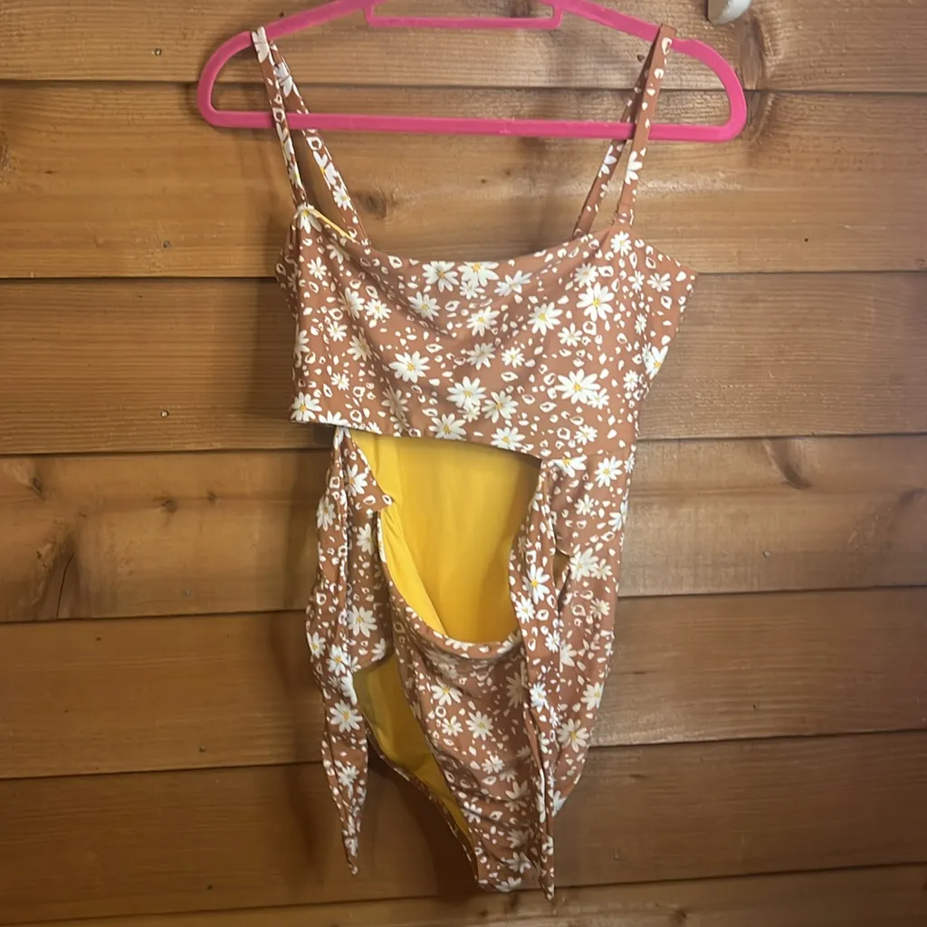 Aerie Floral Open Tie Full Coverage One Piece Swimsuit Strap /Strapless Brown XL - Image 3