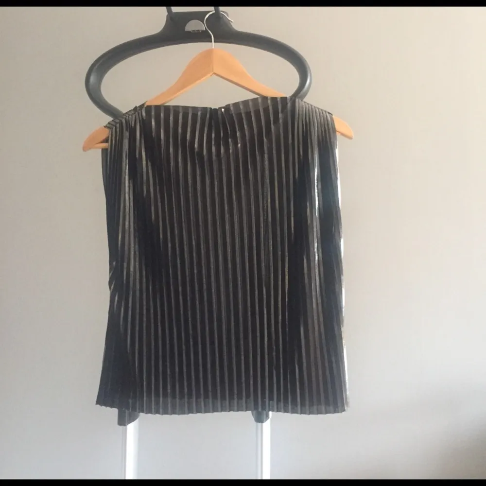 Zara matching blouse and skirt - Image 4