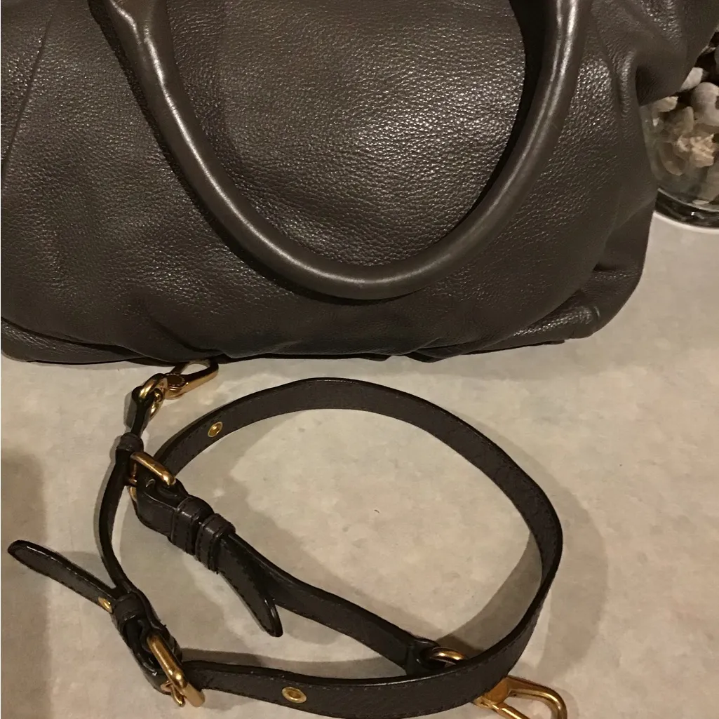 Marc Jacobs Dark Grey Leather Shoulder/Crossbody Bag - Image 11