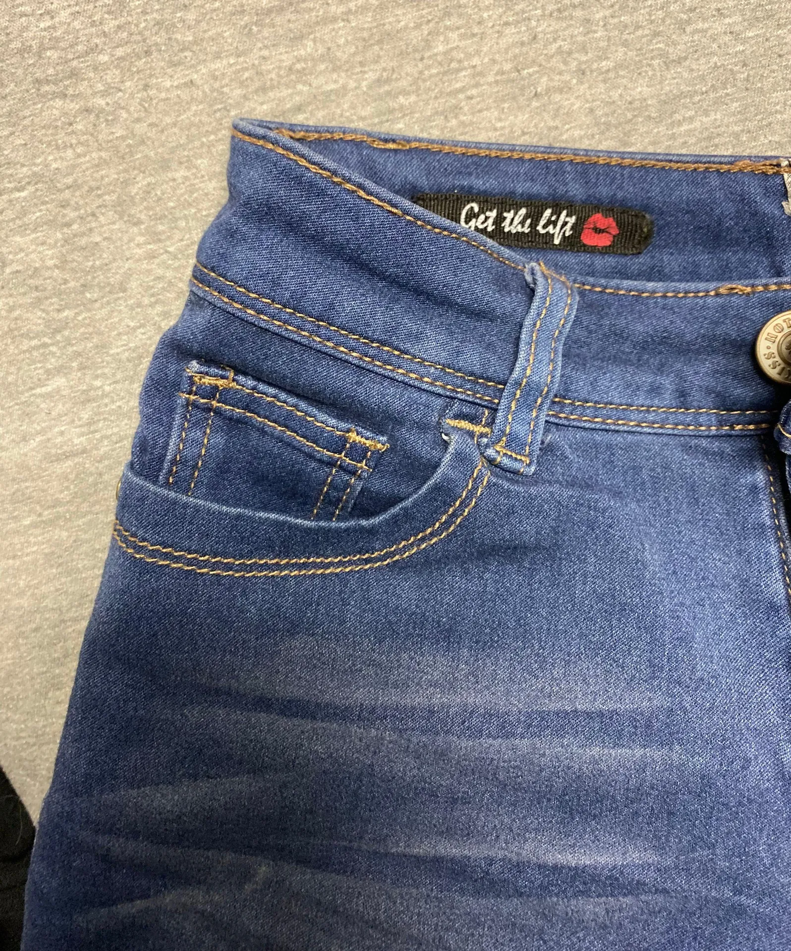 Hot Kiss Jean Shorts - Image 3