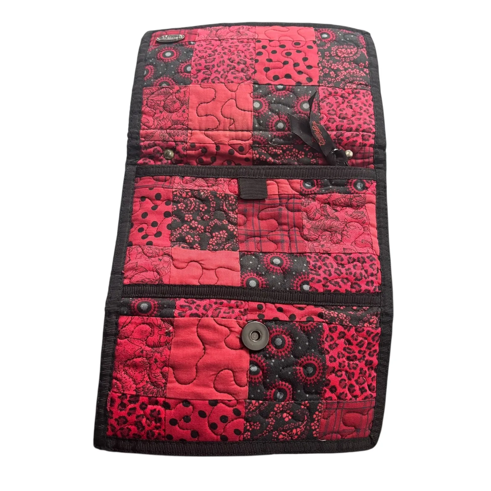 Donna Sharp Quilted Patchwork Wallet Red Black Floral Leopard Polka Dot Snap - Image 4