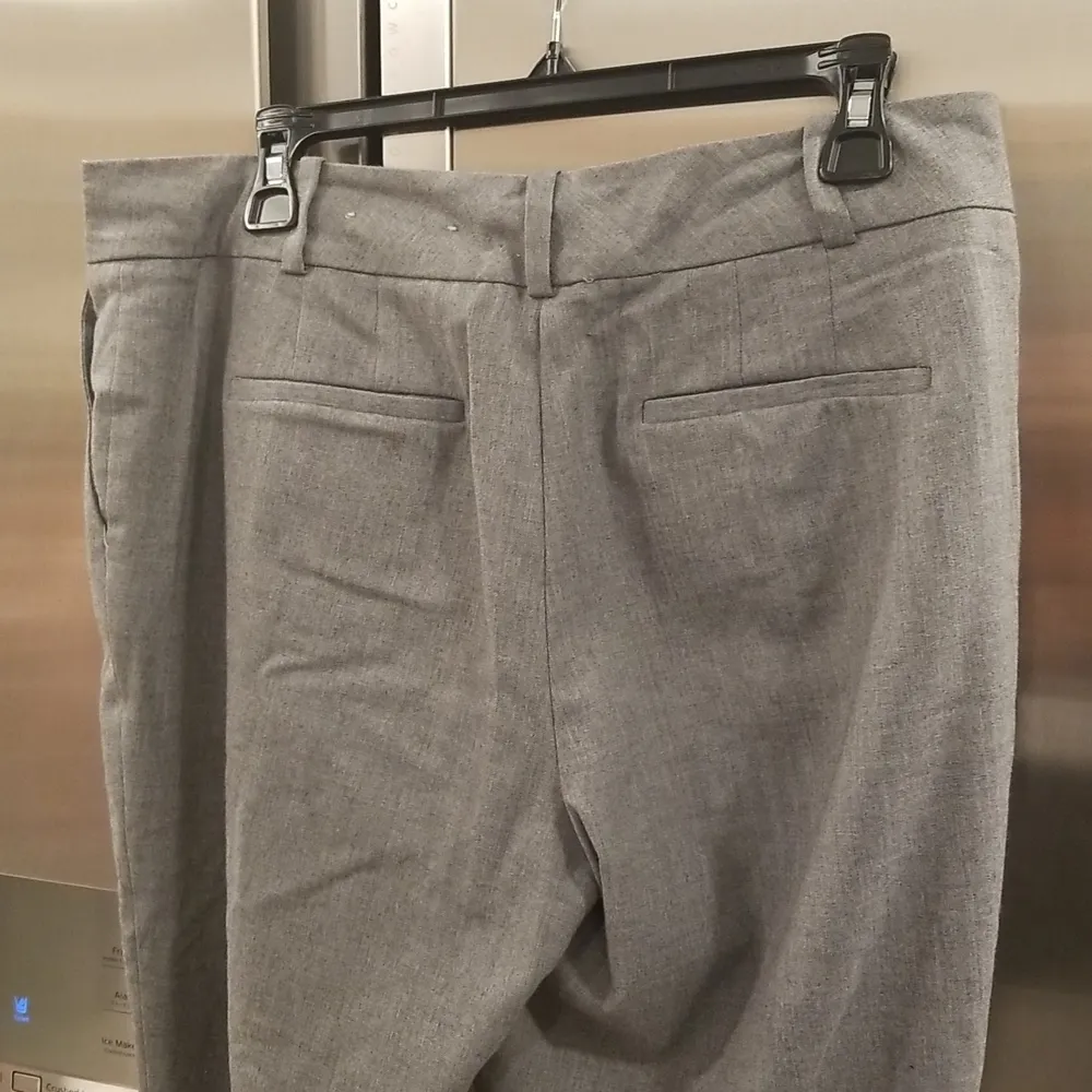 💕ANN TAYLOR💕 Curvy Trouser Pants Relaxed Straight Leg High Rise ~ Grey 10 - Image 4