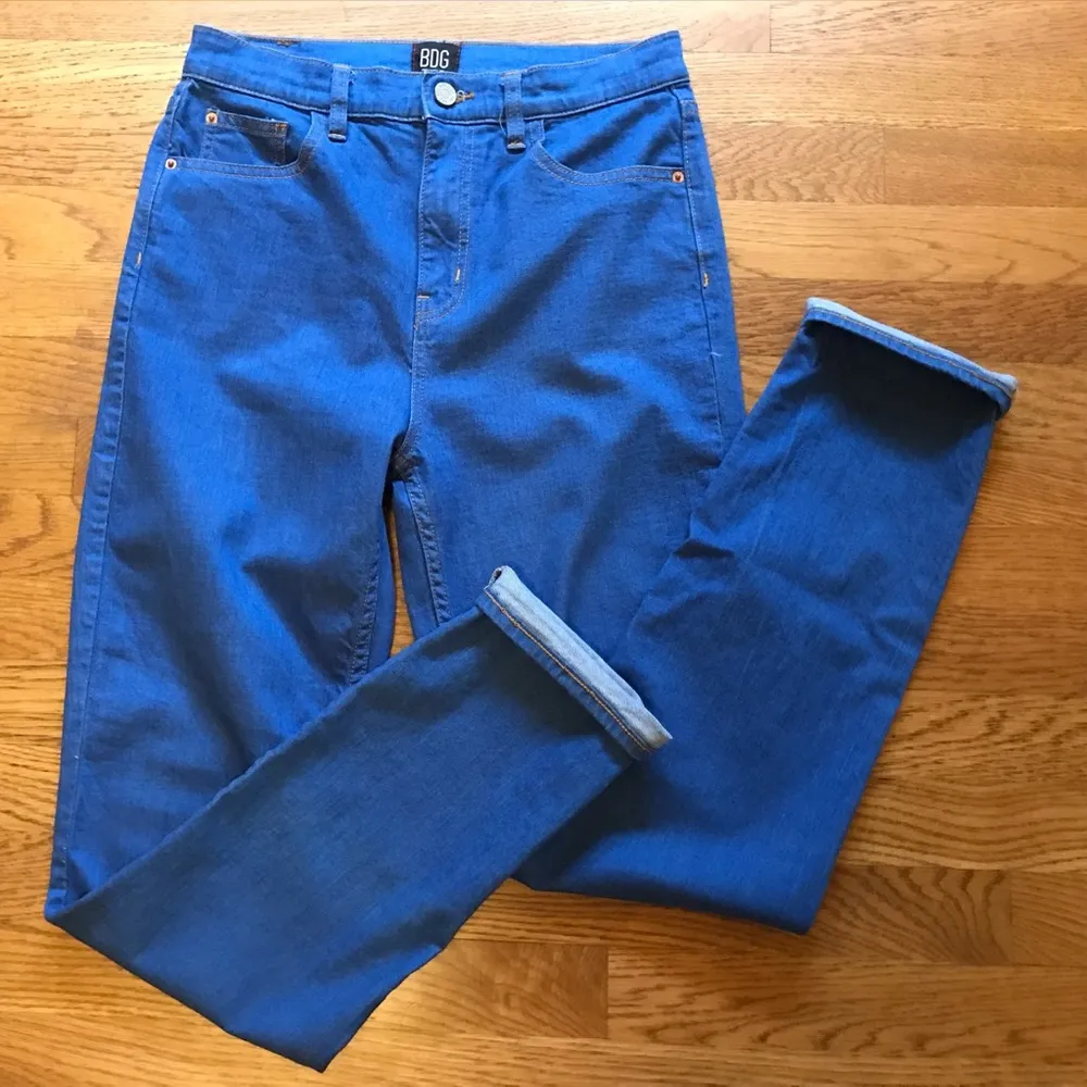 BDG girlfriend jeans size 28 - Image 9