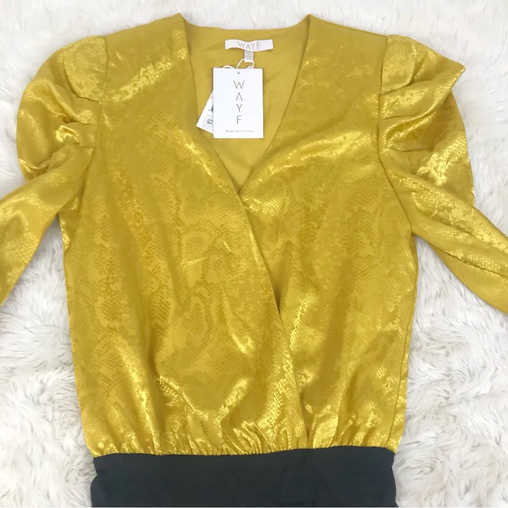 WAYF Sav Yellow Gold Snake Print Bodysuit Low Cut Long Puff‎ Sleeve Medium New - Image 4