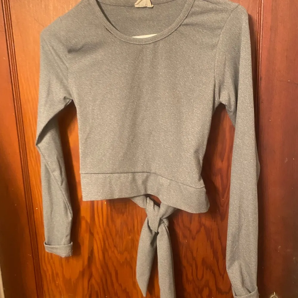 One Step Up crop top - Image 2