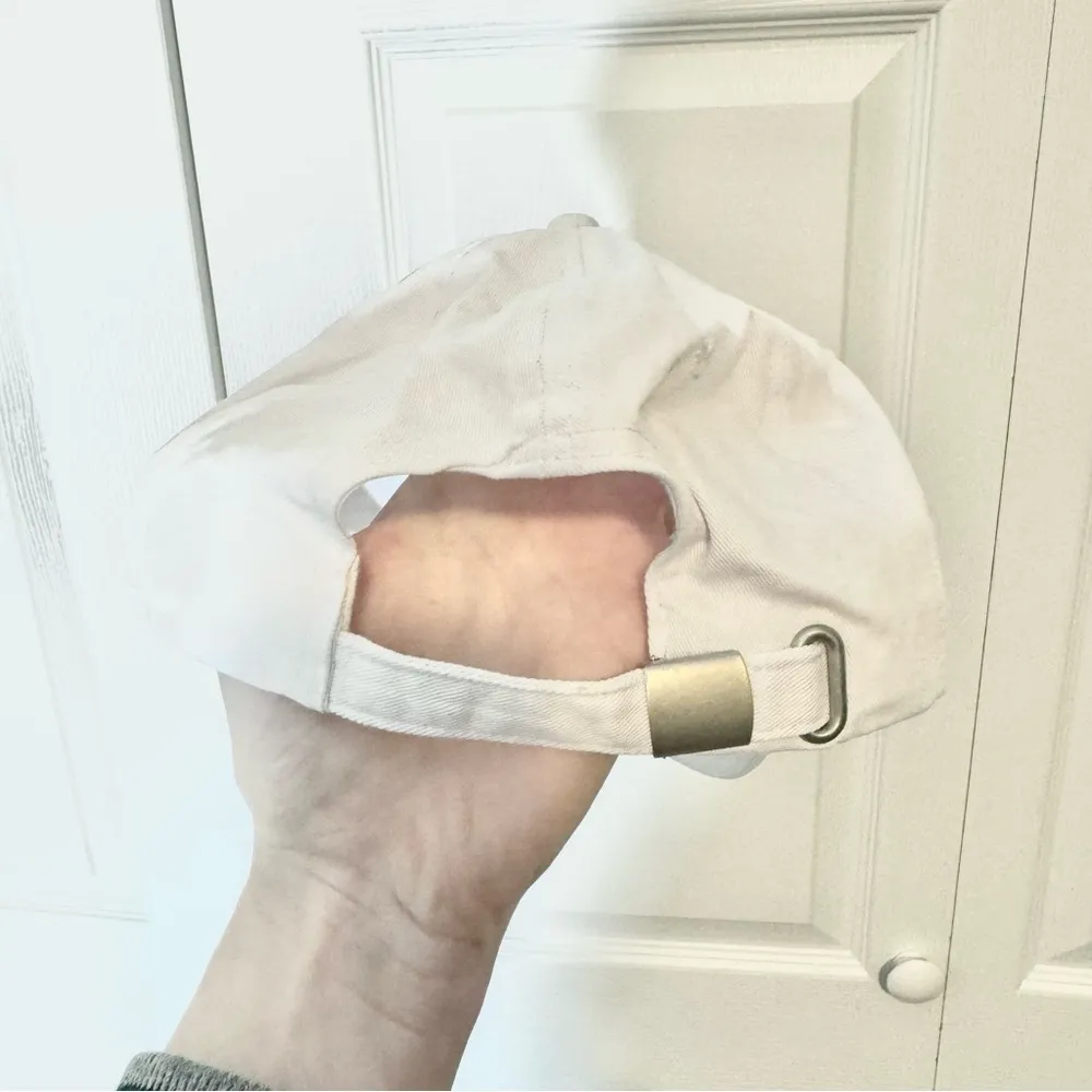 Betsey Johnson BRIDE baseball hat - Image 2