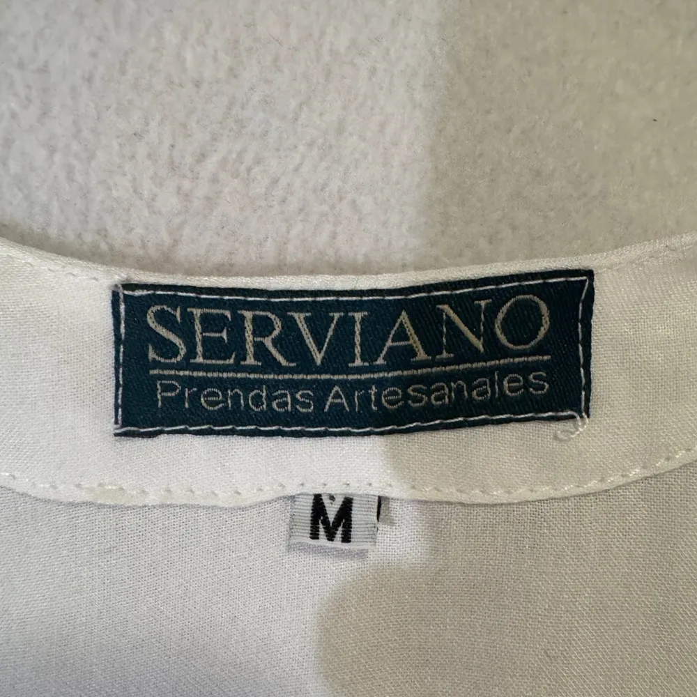 Serviano White Embroidered Top with Pink and Blue Accents - Image 4